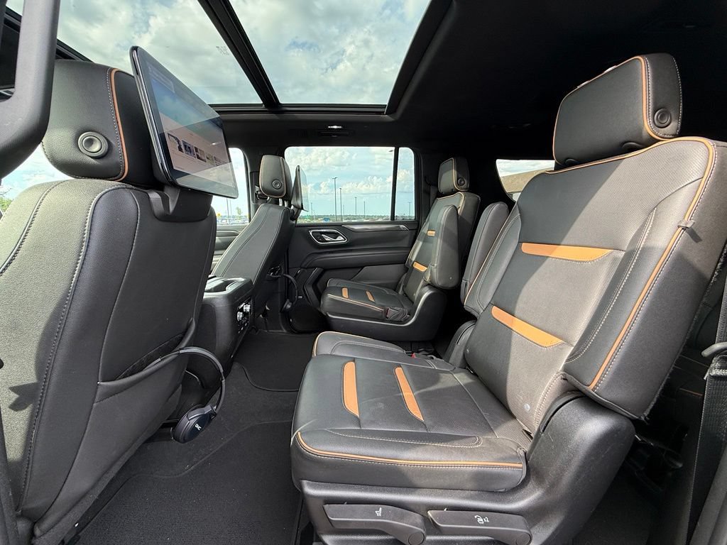 Used 2023 GMC Yukon XL AT4 w/ AT4 Premium Package AWD/4WD image 23
