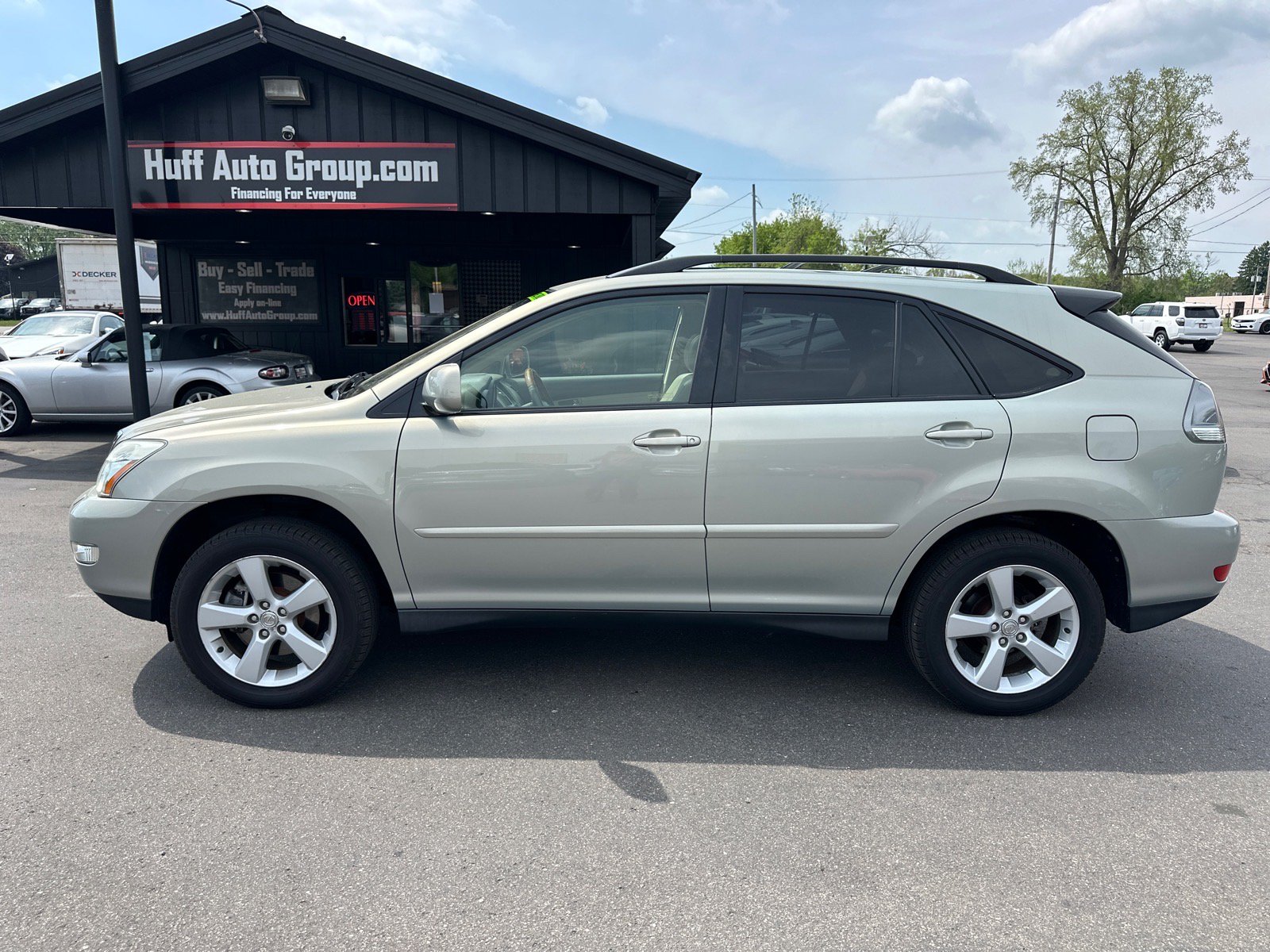Used 2004 Lexus RX 330 AWD image 2