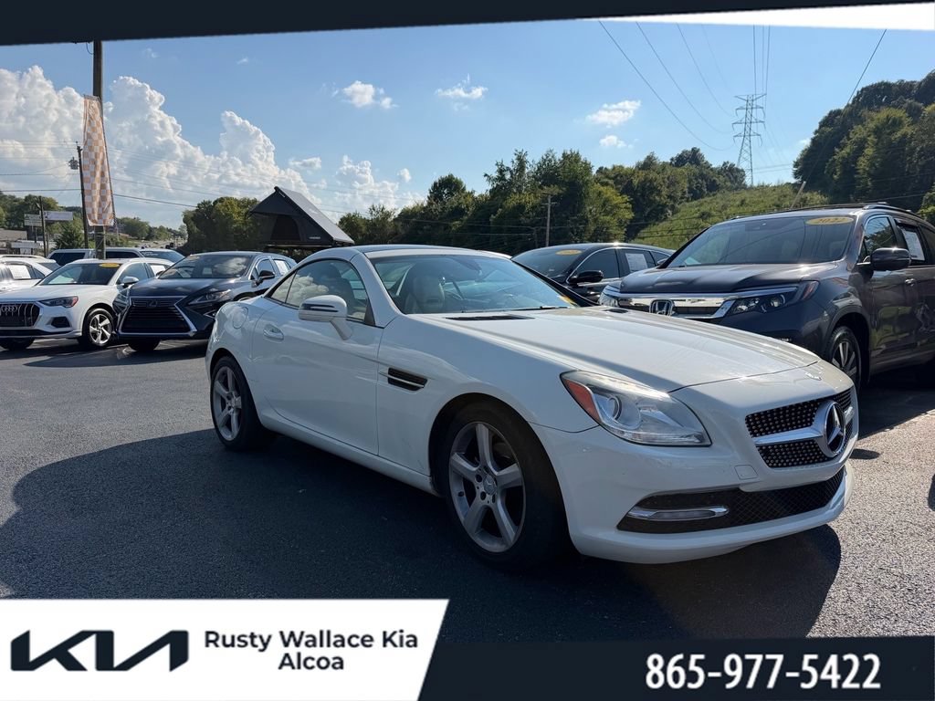 Used 2013 Mercedes-Benz SLK 250 image 1