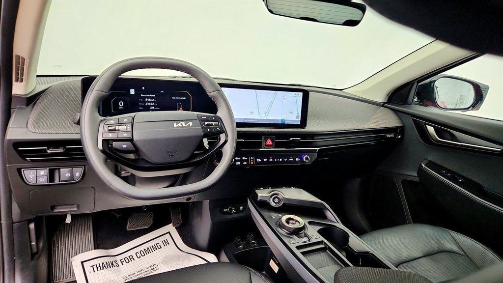 Used 2025 Kia EV6 Wind RWD image 11