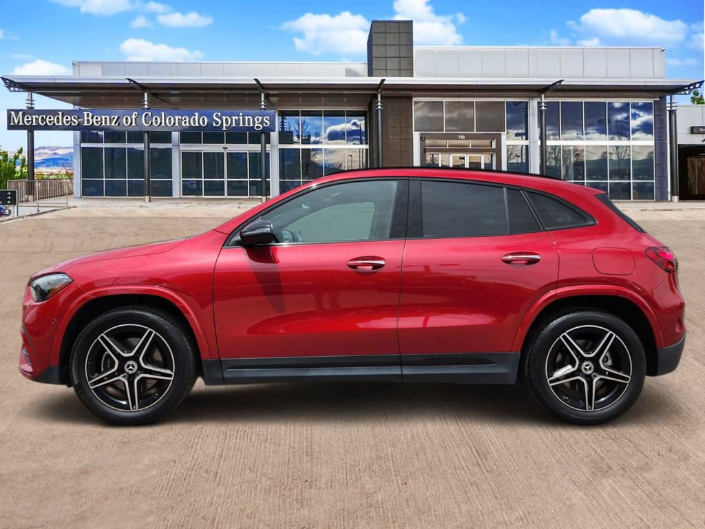Certified 2025 Mercedes-Benz GLA 250 4MATIC image 4