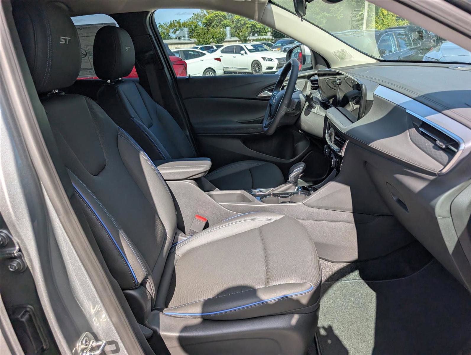 New 2026 Buick Encore GX Sport Touring w/ Advanced Technology Package image 8