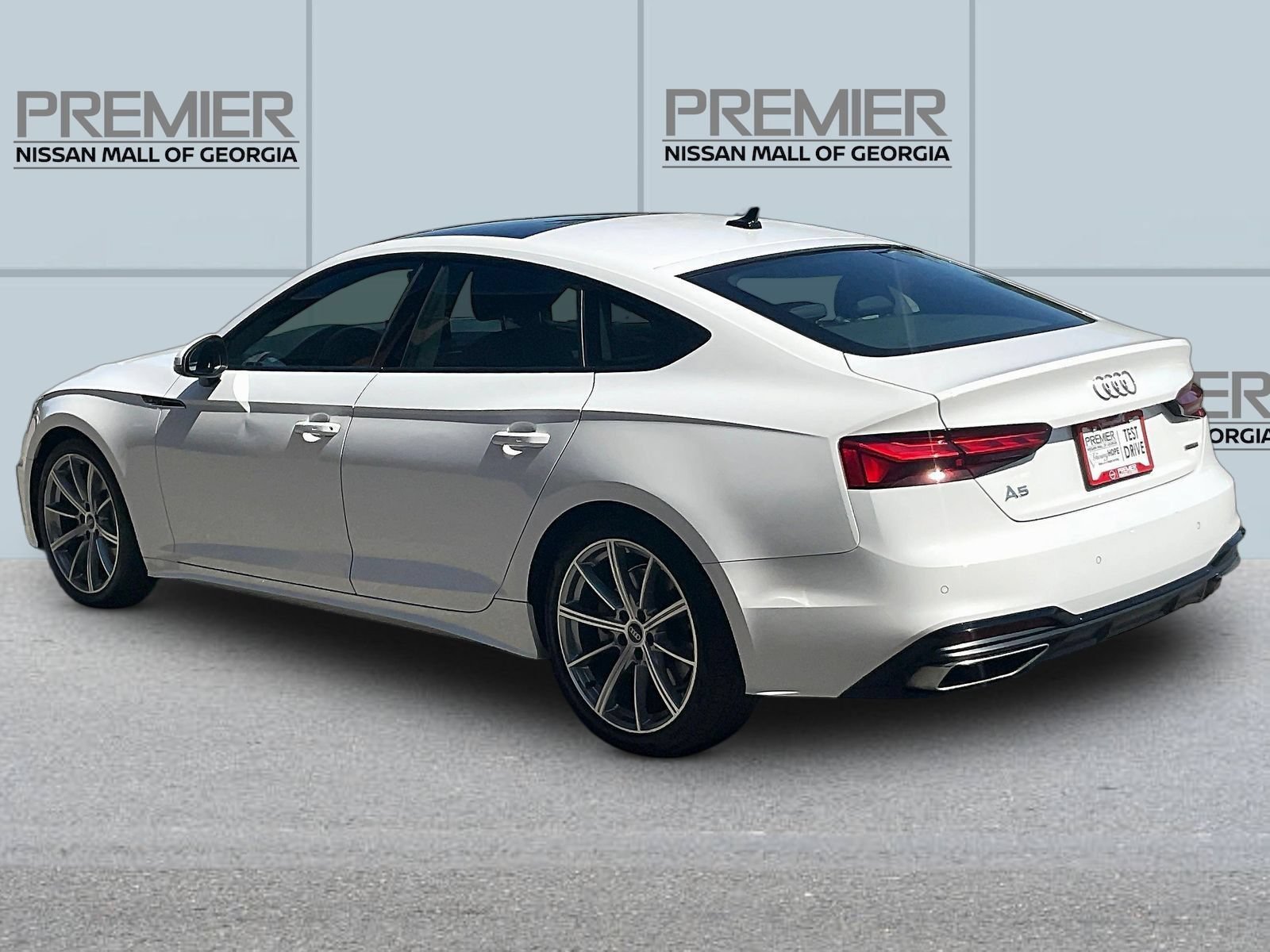 Used 2025 Audi A5 2.0T Premium Plus AWD/4WD image 5