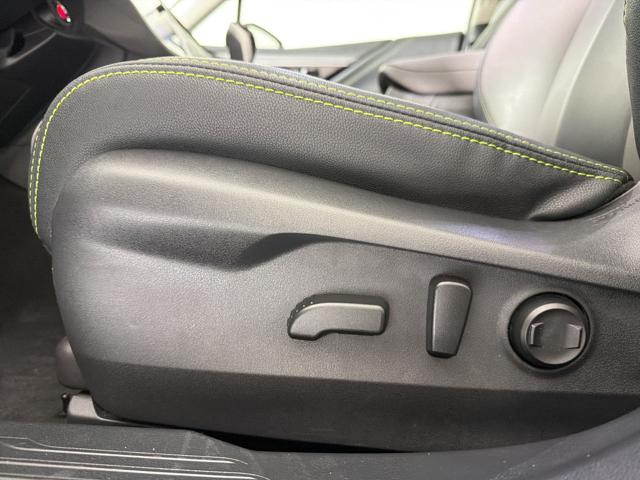 Used 2023 Subaru Outback Onyx Edition AWD/4WD image 13