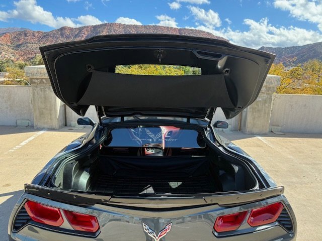 Used 2018 Chevrolet Corvette Grand Sport image 8