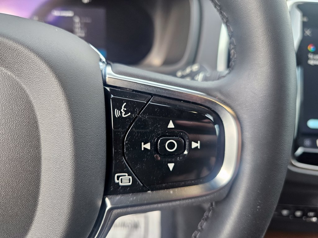 Certified 2024 Volvo XC90 B6 Ultimate AWD/4WD image 19