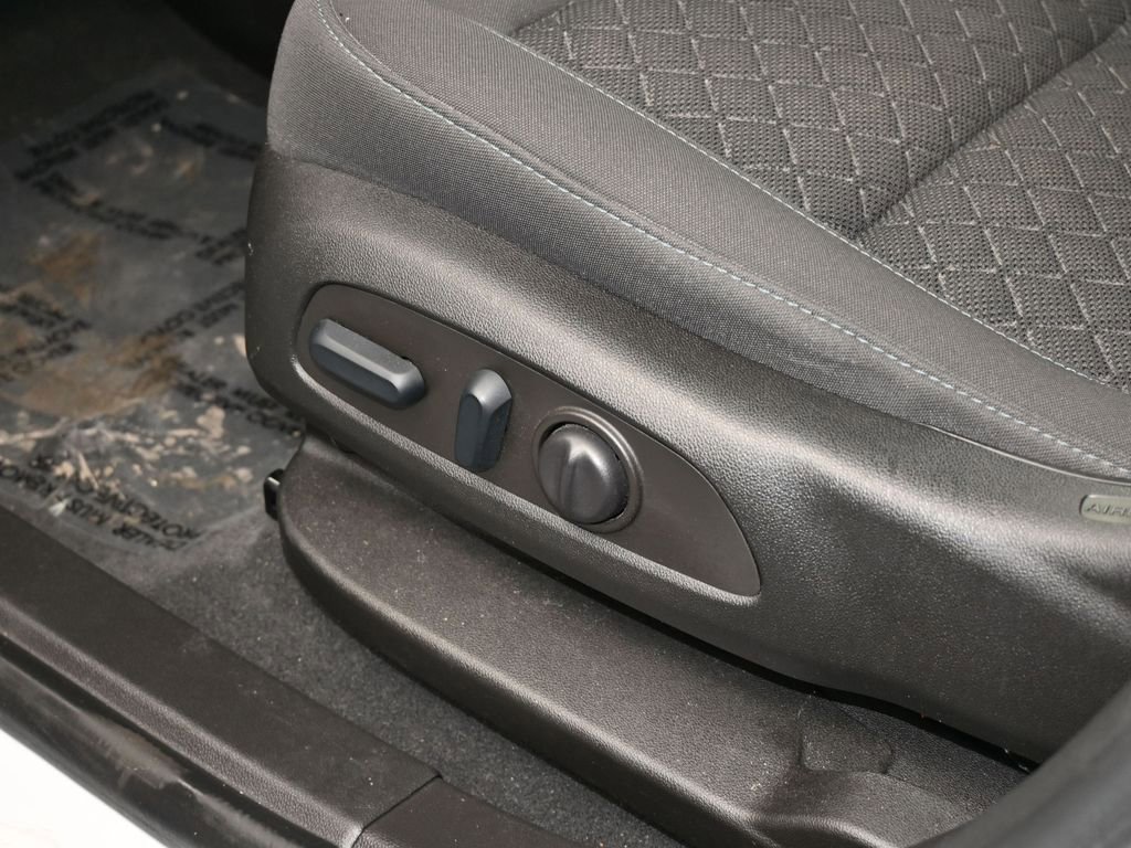 Used 2022 Chevrolet Blazer LT w/ Redline Edition image 12