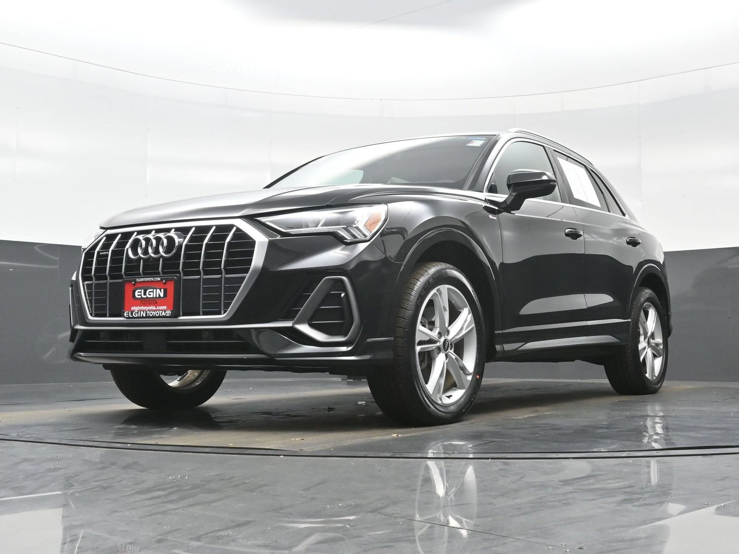 Used 2022 Audi Q3 2.0T Premium Plus w/ Premium Plus Package AWD/4WD image 29