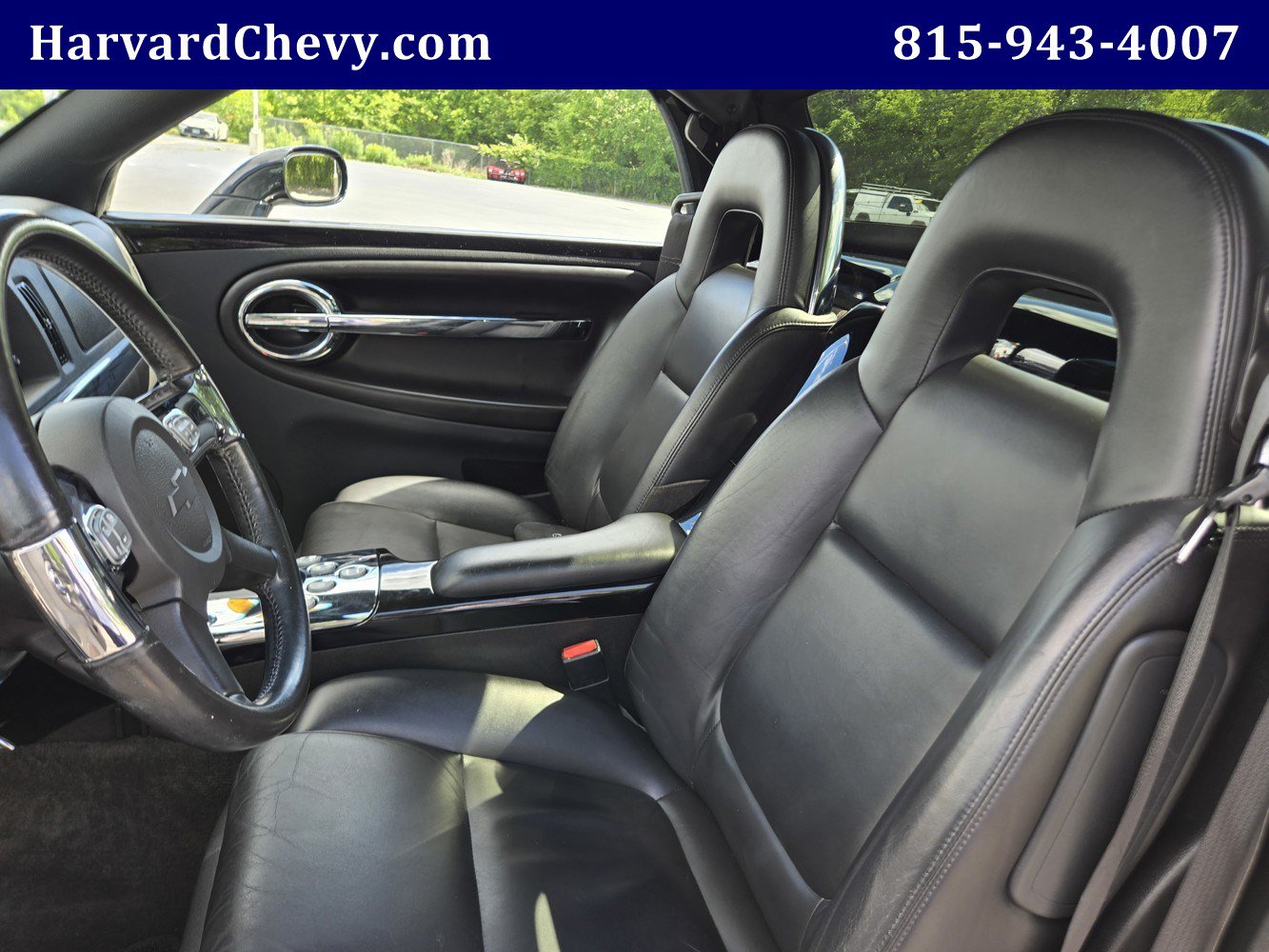 Used 2006 Chevrolet SSR w/ Preferred Equipment Group RWD image 26