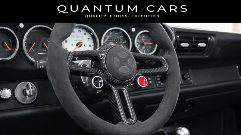 Used 1995 Porsche 911 Carrera RWD image 21