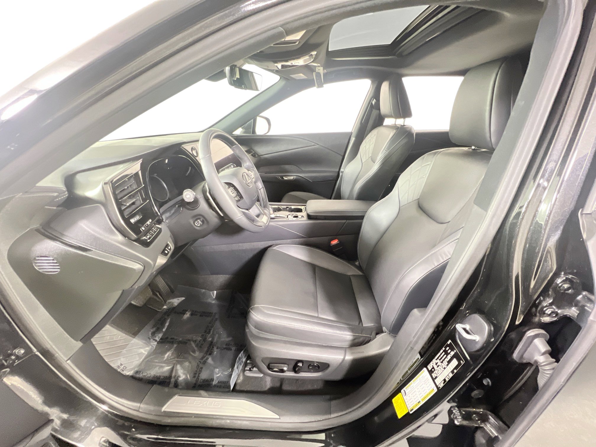 Used 2023 Lexus RX 350 Premium w/ Accessory Package image 20