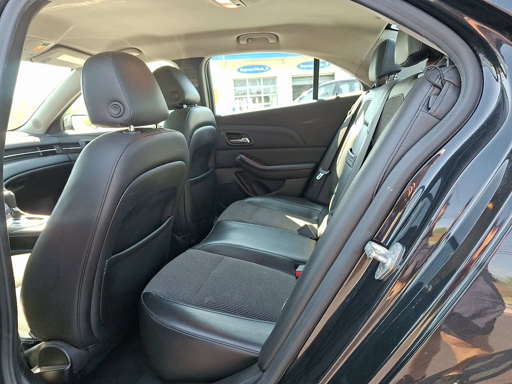 Used 2013 Chevrolet Malibu LT FWD image 12