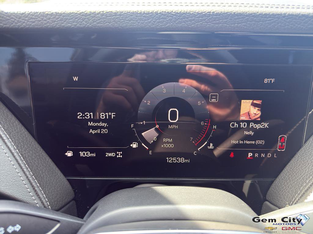 Used 2025 GMC Yukon XL Denali w/ Sun & Power Step Package AWD/4WD image 37