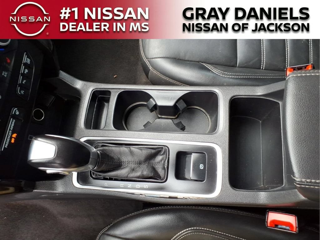 Used 2019 Ford Escape Titanium FWD image 25