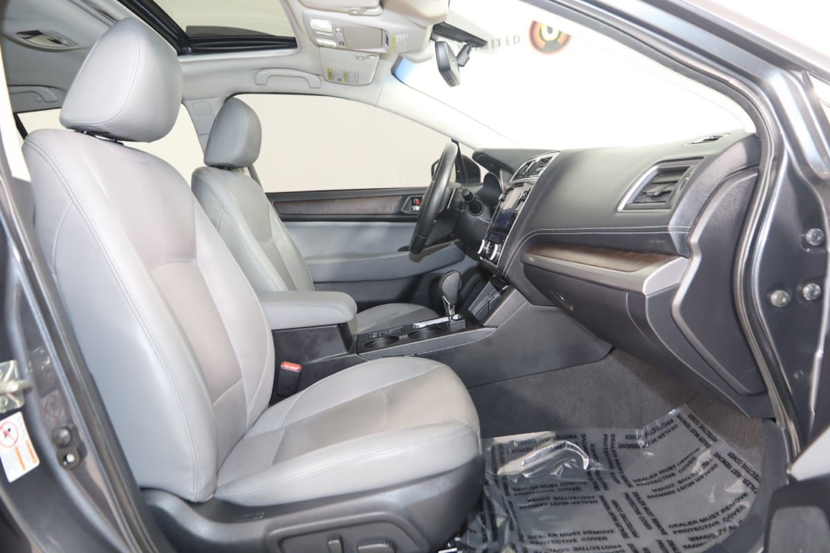 Used 2019 Subaru Outback 2.5i Limited AWD/4WD image 14