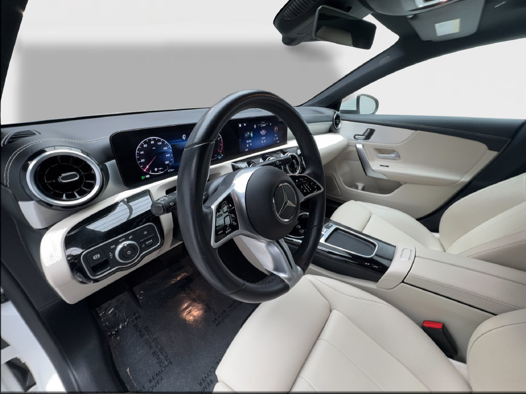 Used 2025 Mercedes-Benz CLA 250 image 22