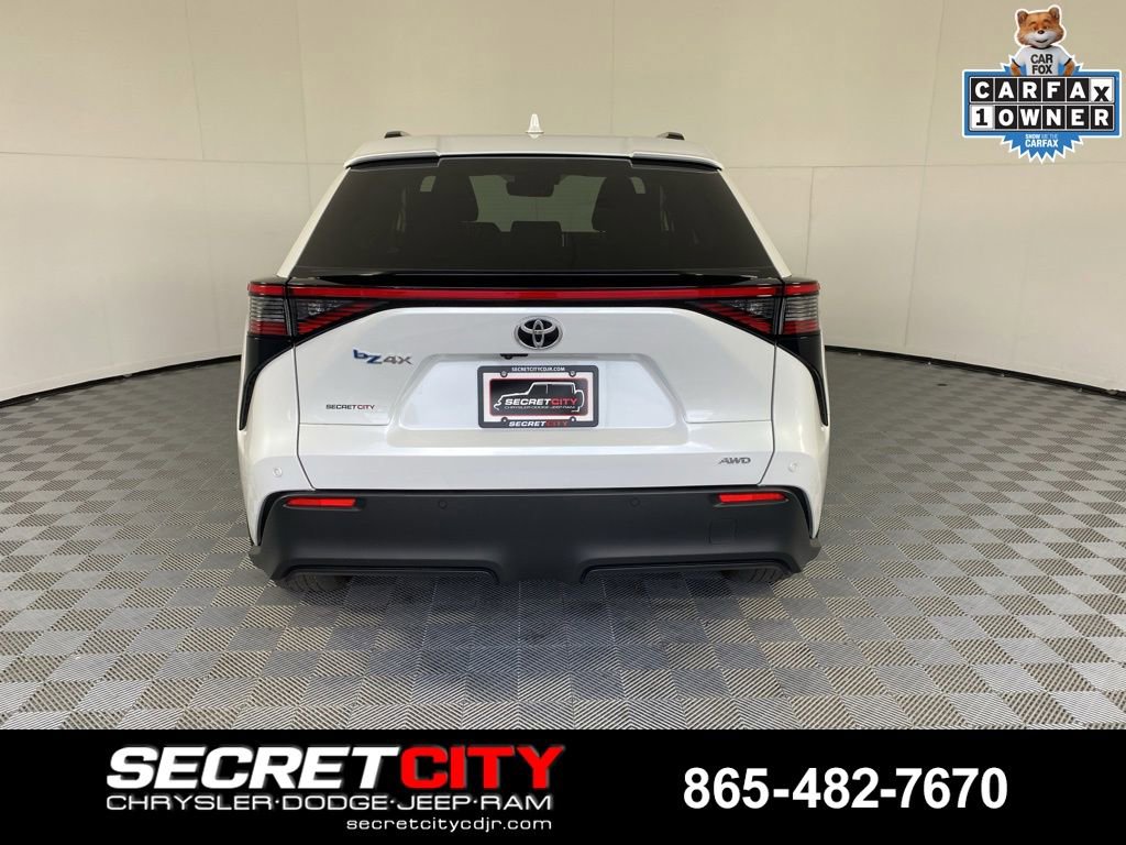 Used 2023 Toyota bZ4X XLE w/ Weather Package AWD/4WD image 6