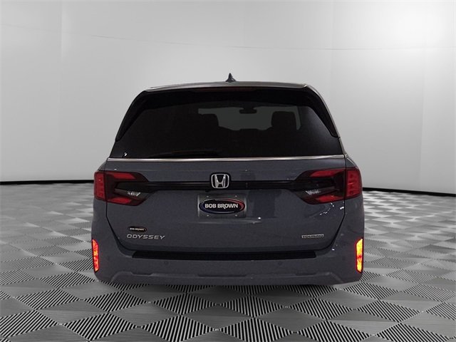 Used 2025 Honda Odyssey Touring image 4