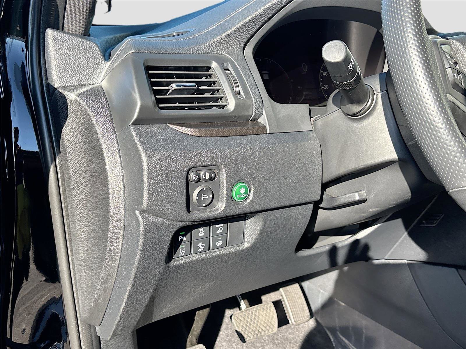 Used 2025 Honda Ridgeline TrailSport image 11