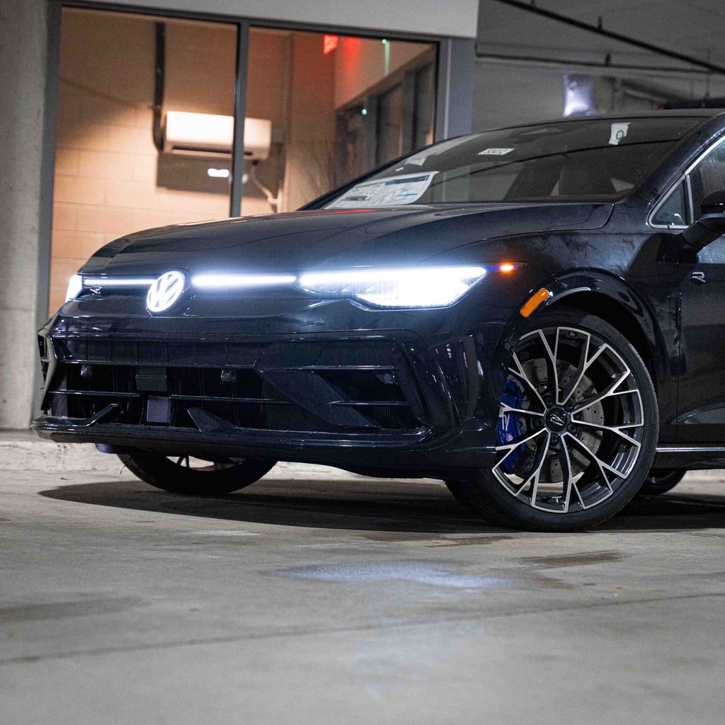 New 2026 Volkswagen Golf image 2