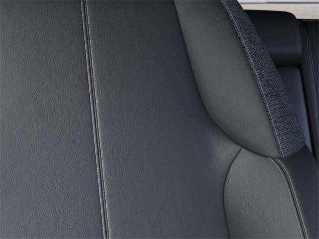 New 2026 Cadillac Optiq Luxury 1 image 21