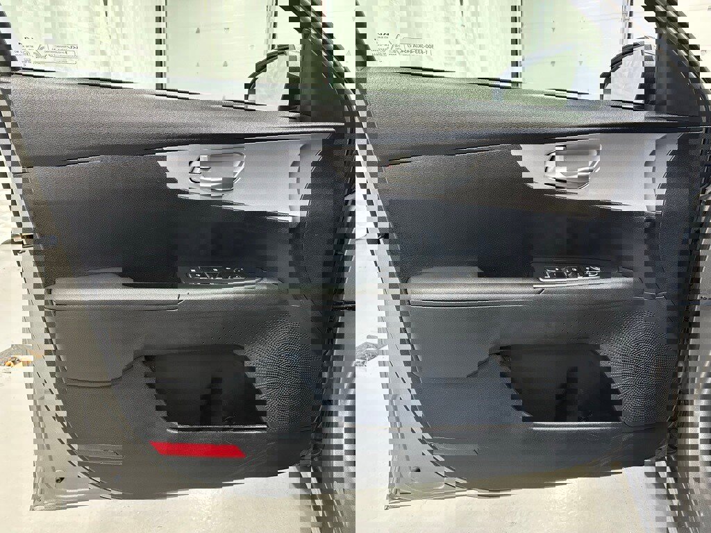 Used 2024 Kia Forte LXS image 8