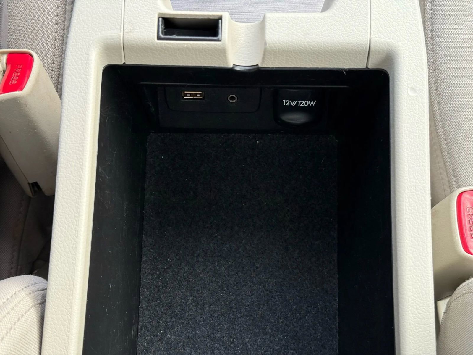 Used 2013 Subaru Legacy 2.5i Premium w/ All-Weather Pkg + Moonroof image 35