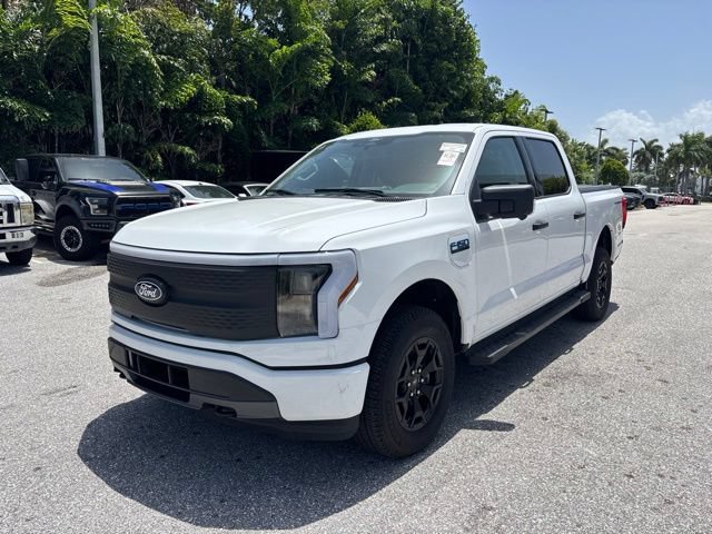 Certified 2025 Ford F150 Lightning XLT AWD/4WD image 5