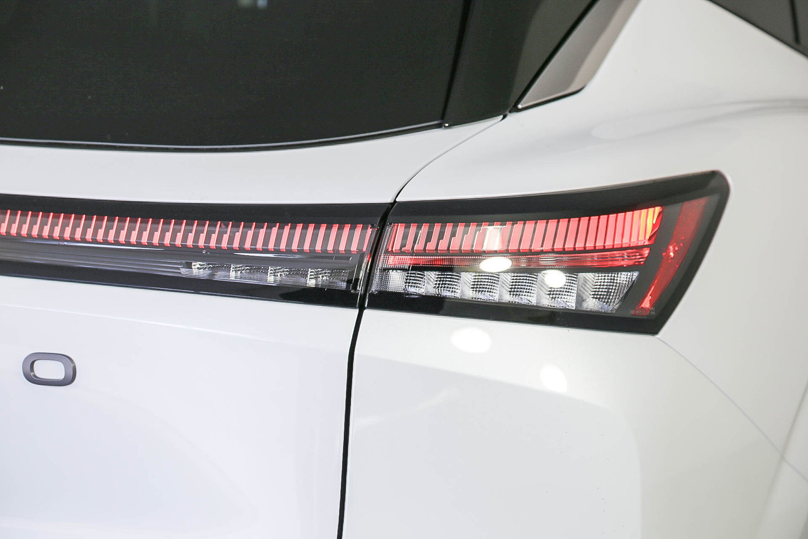 Used 2025 Nissan Murano SV FWD image 8