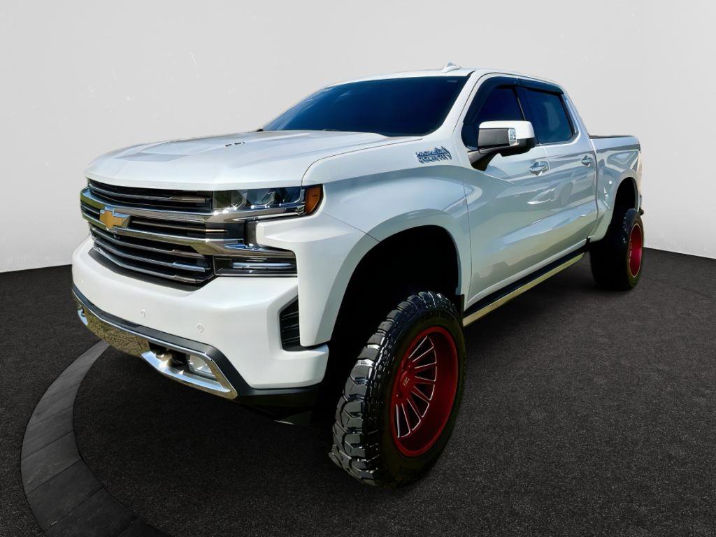 Used 2019 Chevrolet Silverado 1500 High Country w/ Technology Package AWD/4WD image 2