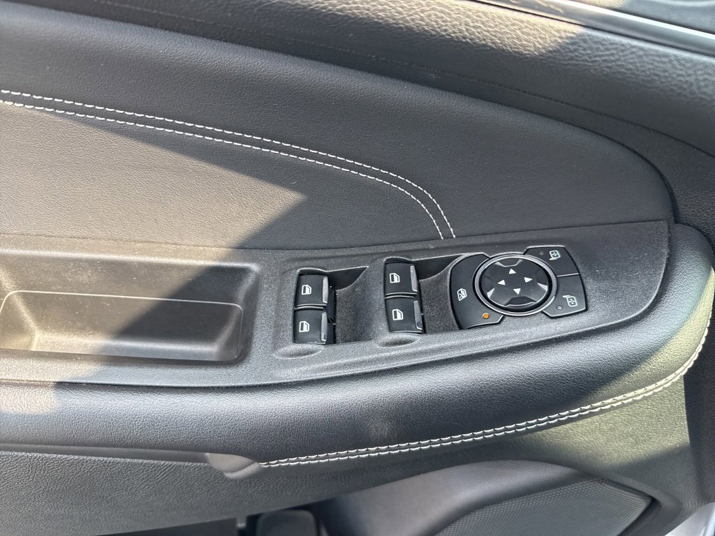 Used 2024 Ford Edge Titanium image 27