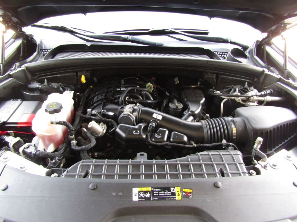 Used 2024 Jeep Grand Cherokee L Altitude AWD/4WD image 31