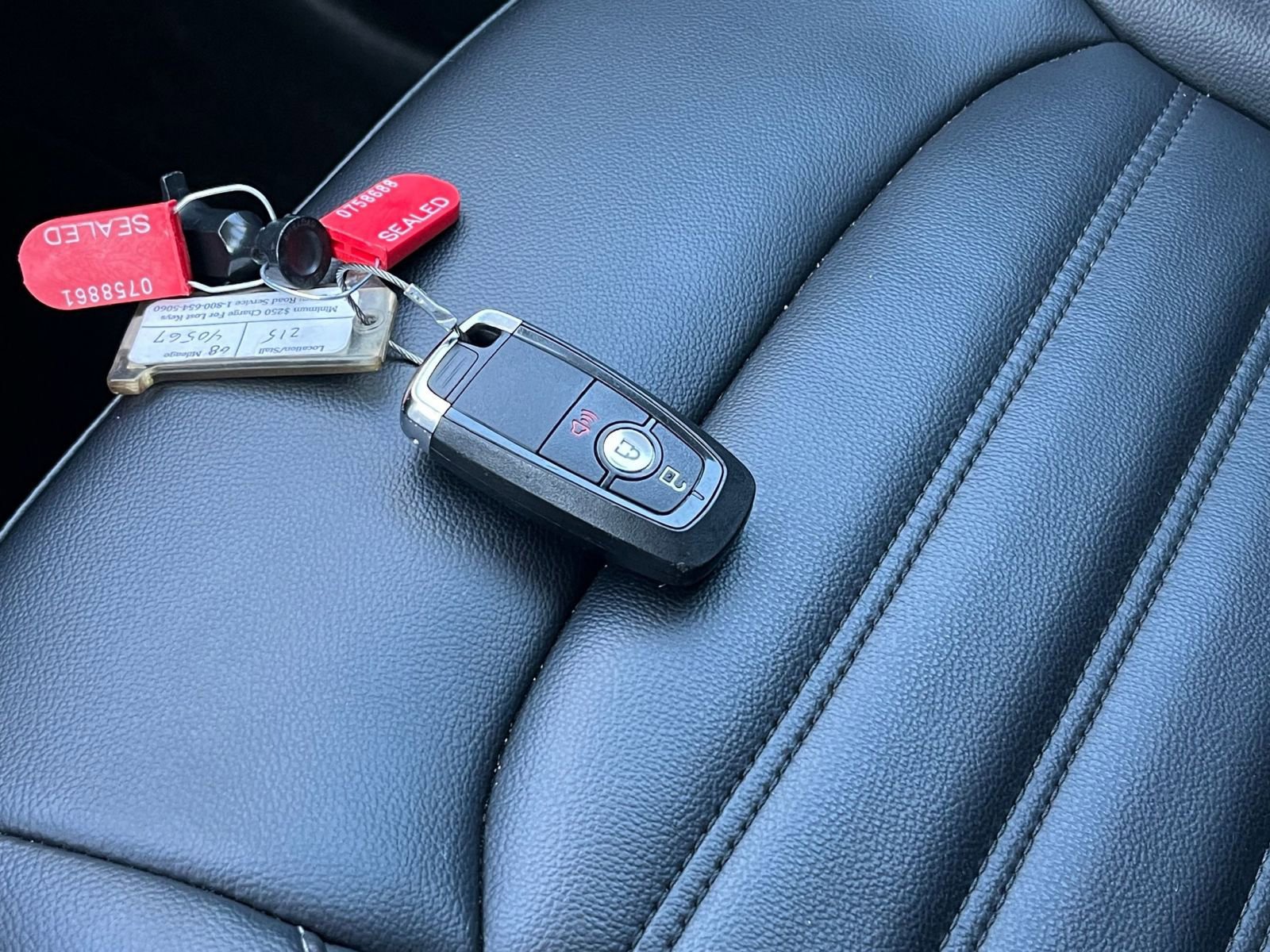 Used 2024 Ford Edge SEL image 22