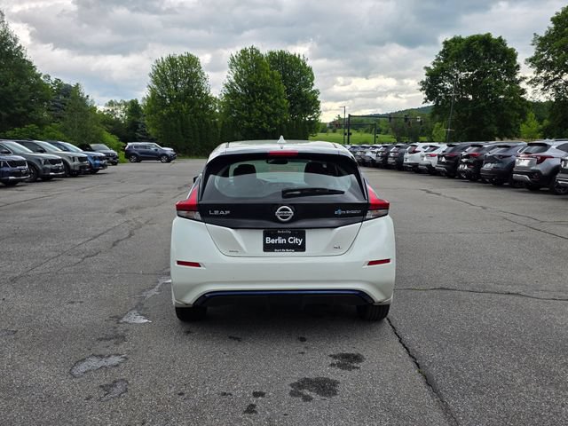 Used 2018 Nissan Leaf SL w/ SL Technology Package FWD image 7