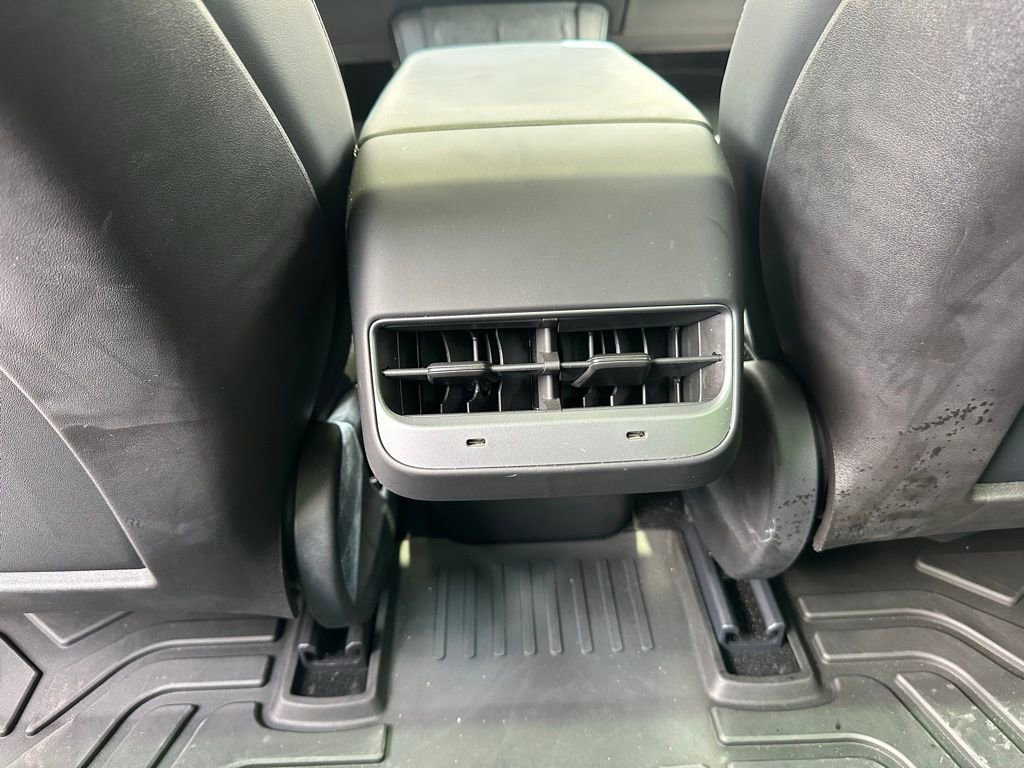 Used 2021 Tesla Model 3 Standard Range Plus RWD image 32