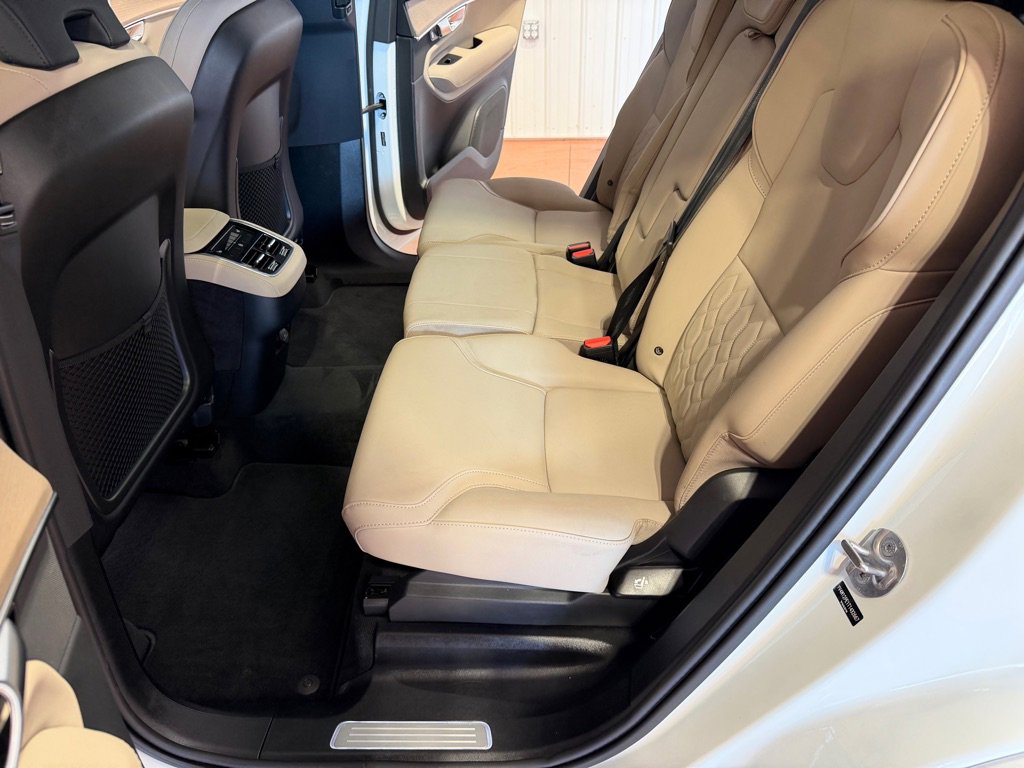 Used 2026 Volvo XC90 B5 Plus w/ Protection Package Premier AWD/4WD image 20