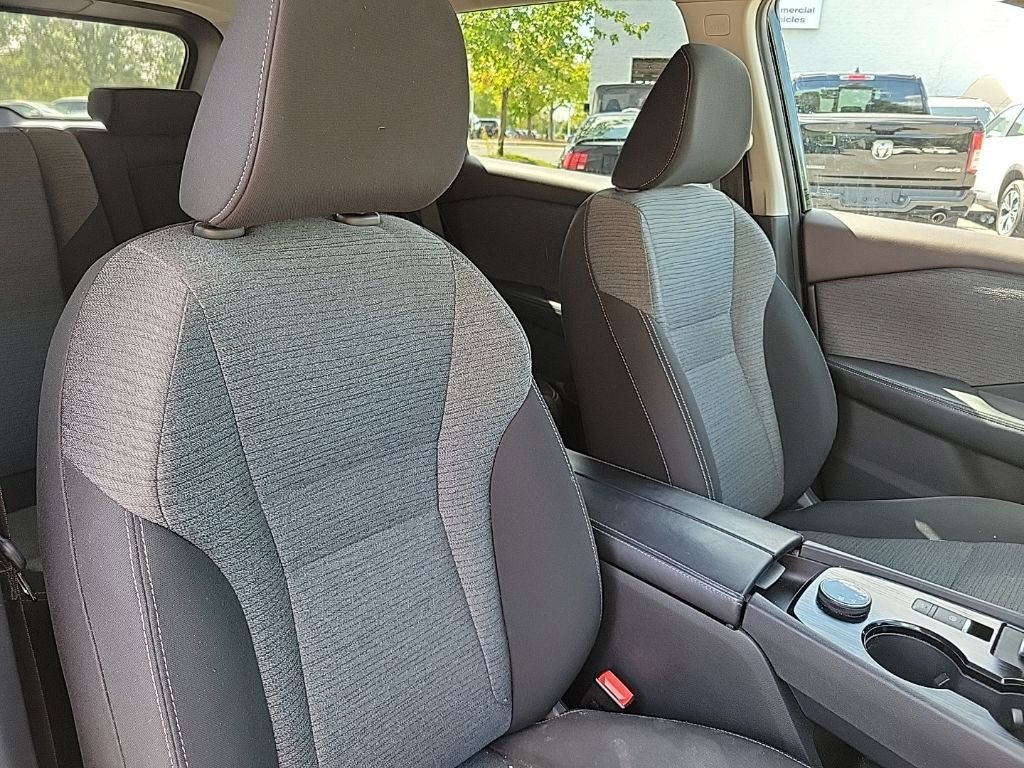 Certified 2022 Nissan Rogue SV image 13