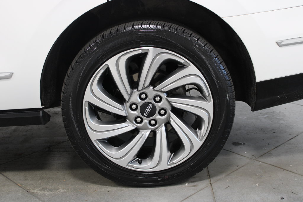 Used 2023 Lincoln Navigator Reserve AWD/4WD image 17