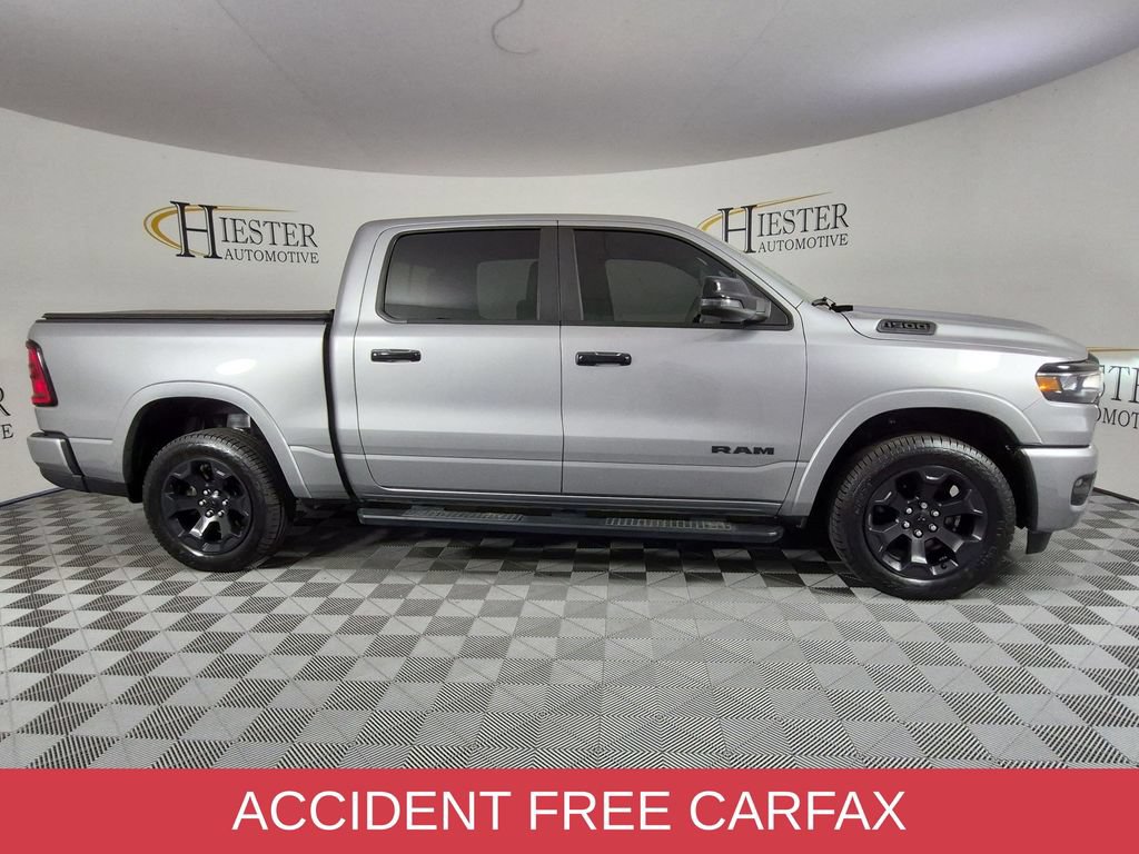 Used 2025 RAM 1500 Big Horn AWD/4WD image 3