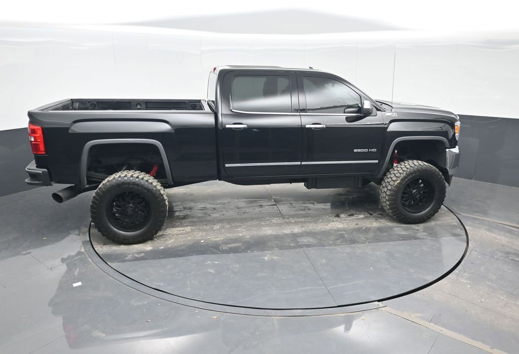 Used 2015 GMC Sierra 2500 SLT w/ Duramax Plus Package image 31