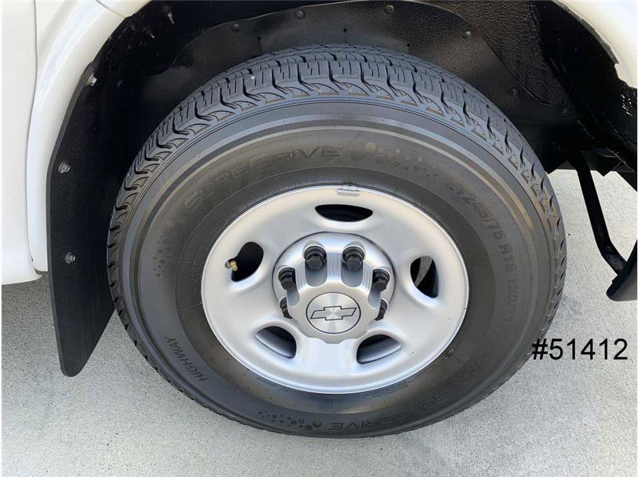 Used 2015 Chevrolet Express 3500 w/ School Bus Package image 18