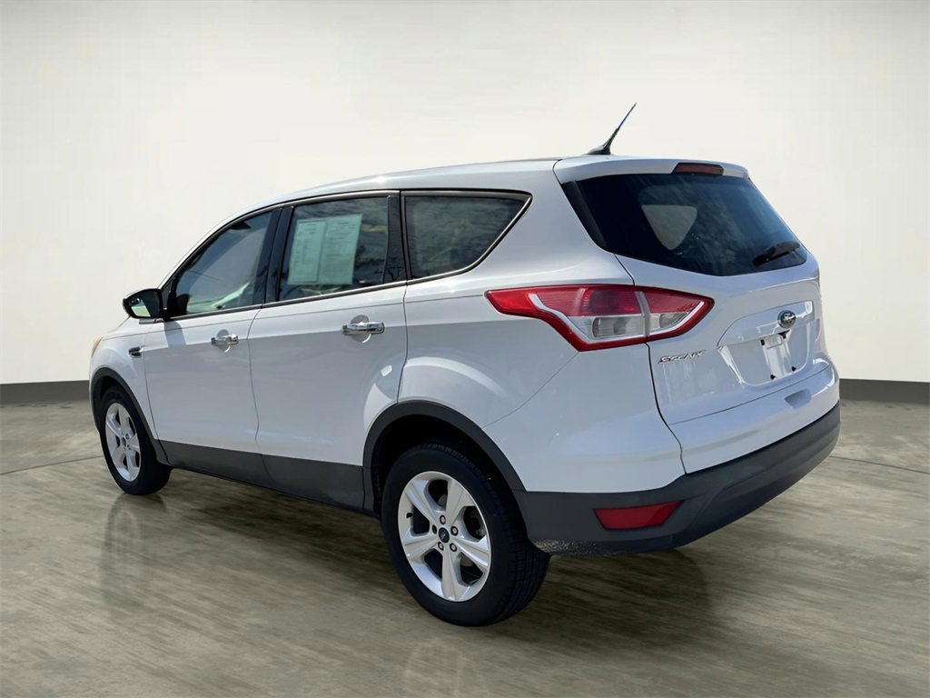 Used 2015 Ford Escape S image 5