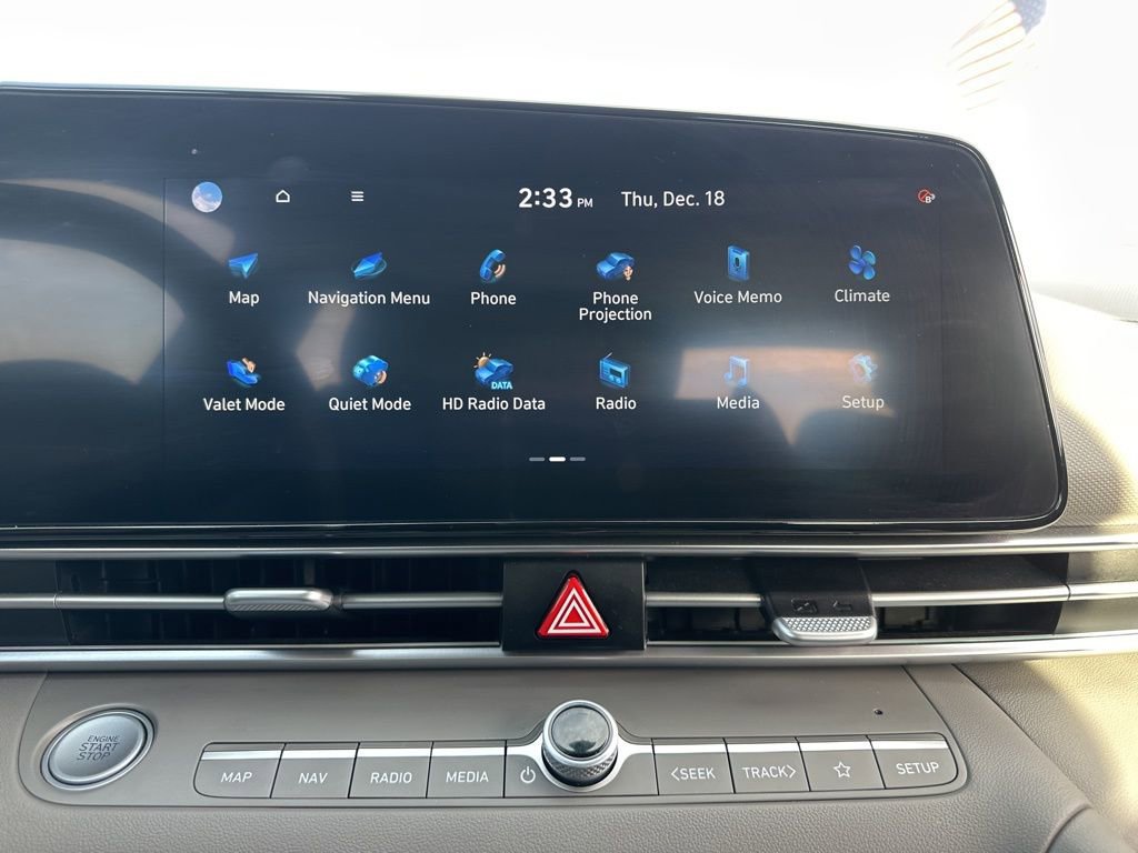 Used 2024 Hyundai Elantra SEL image 22