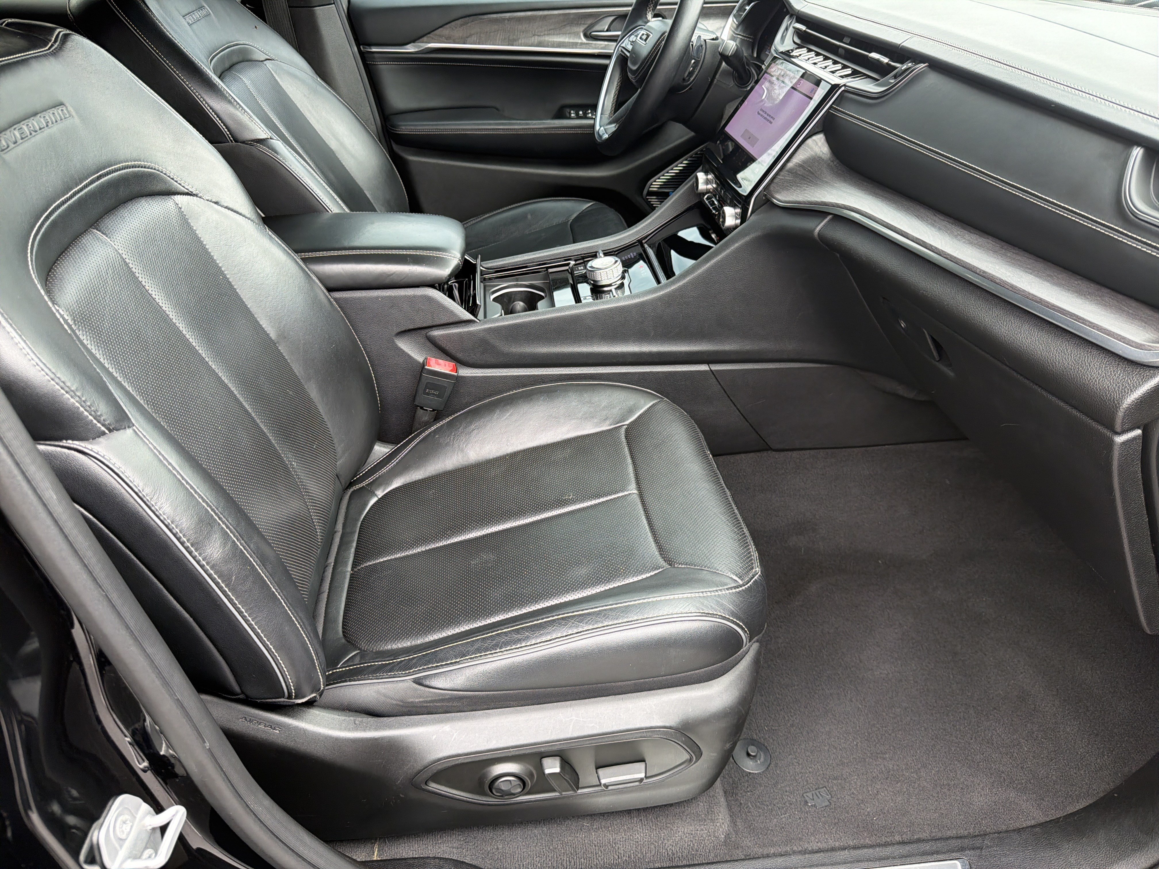 Used 2022 Jeep Grand Cherokee L Overland AWD/4WD image 16