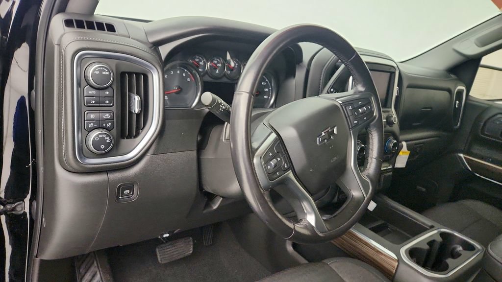 Used 2021 Chevrolet Silverado 1500 RST w/ Texas Edition Plus AWD/4WD image 14