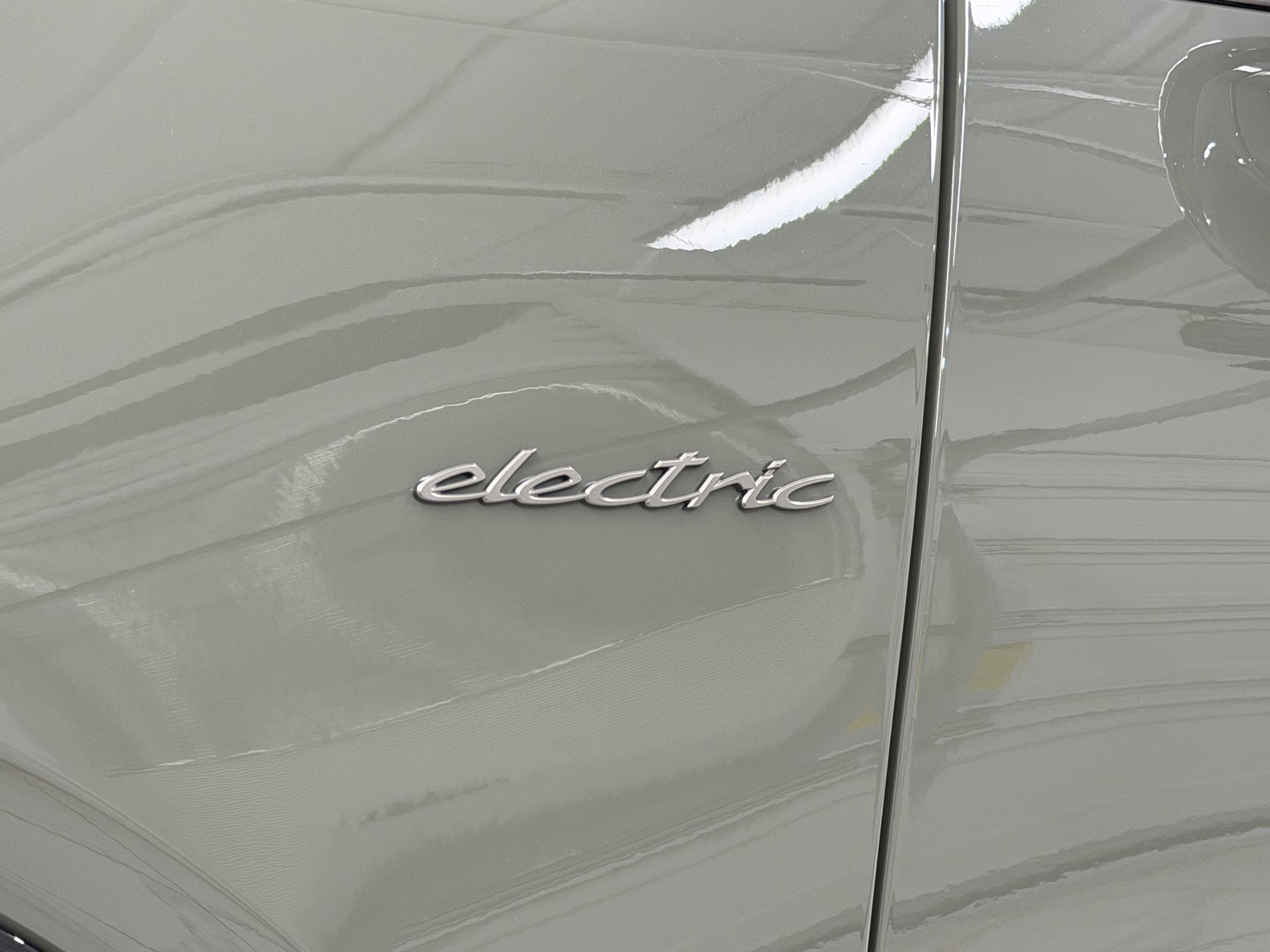 New 2026 Porsche Cayenne Turbo Electric AWD/4WD image 20