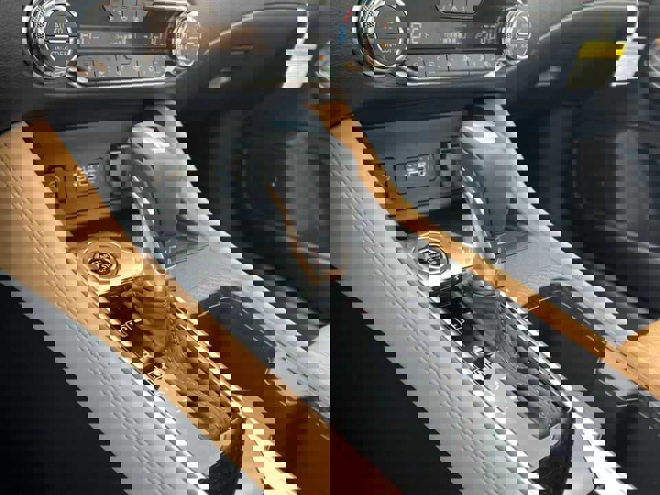 New 2025 Nissan Sentra SV w/ SV Premium Package image 25