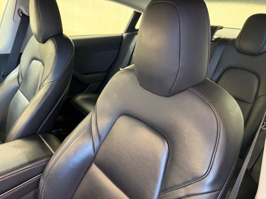 Used 2020 Tesla Model 3 Standard Range Plus RWD image 11