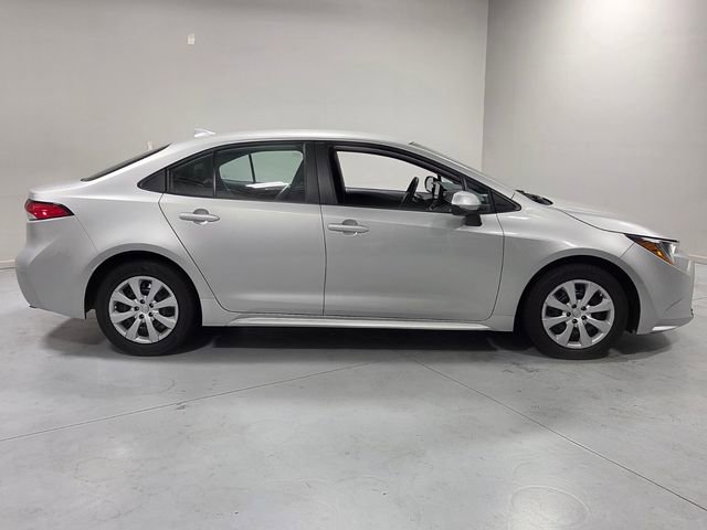 Used 2023 Toyota Corolla LE FWD image 13