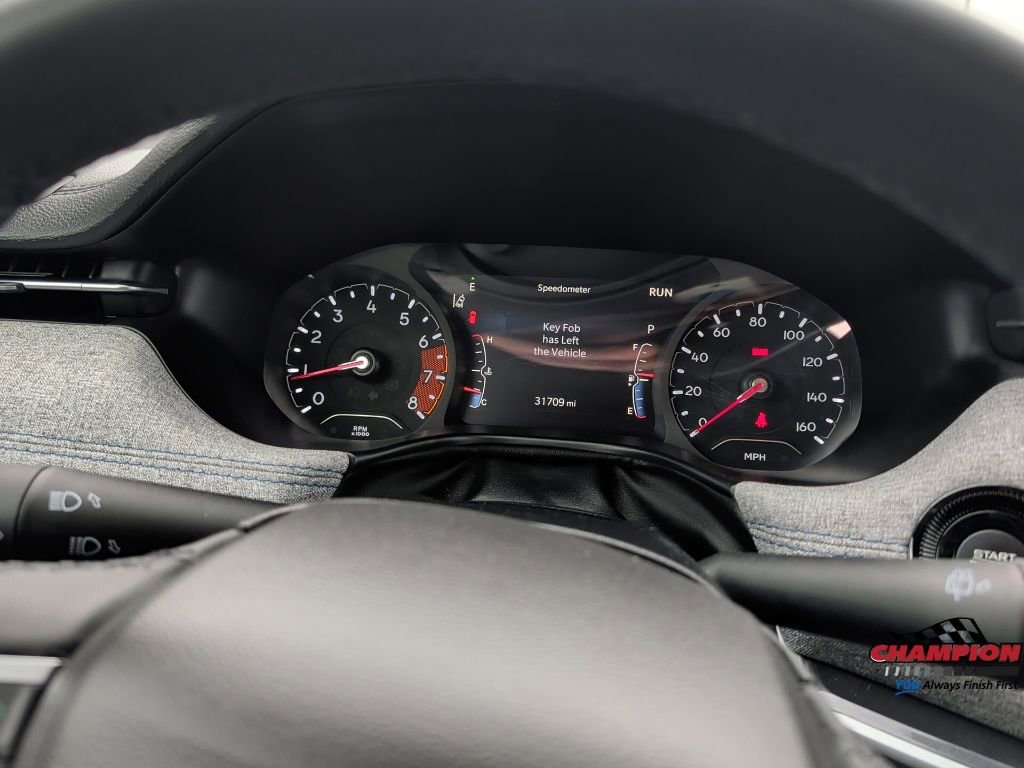 Used 2024 Jeep Compass Latitude image 24